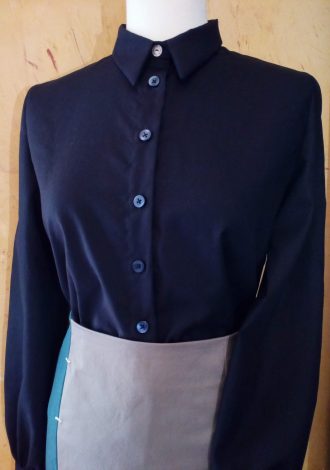 kallioπ WOMEN’S BLACK SHIRT, STRAIGHT LINE