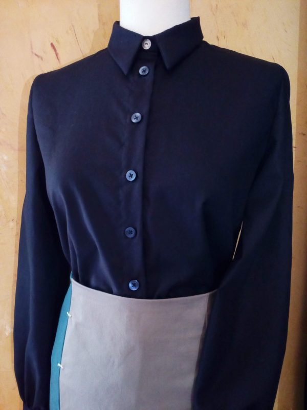 kallioπ WOMEN'S BLACK SHIRT, STRAIGHT LINE