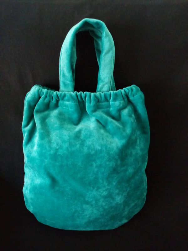 kallioπ “ΠΡΑΣΙΝΟ ΒΕΛΟΥΔΟ” HANDBAG ΜΕ ΦΟΔΡΑ