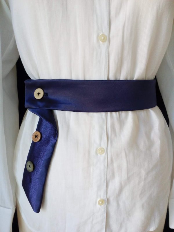 kallioπ WOMEN'S SATIN BELT WITH BUTTONS