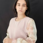 "kallioπ"Women's blouse with floral sleeves